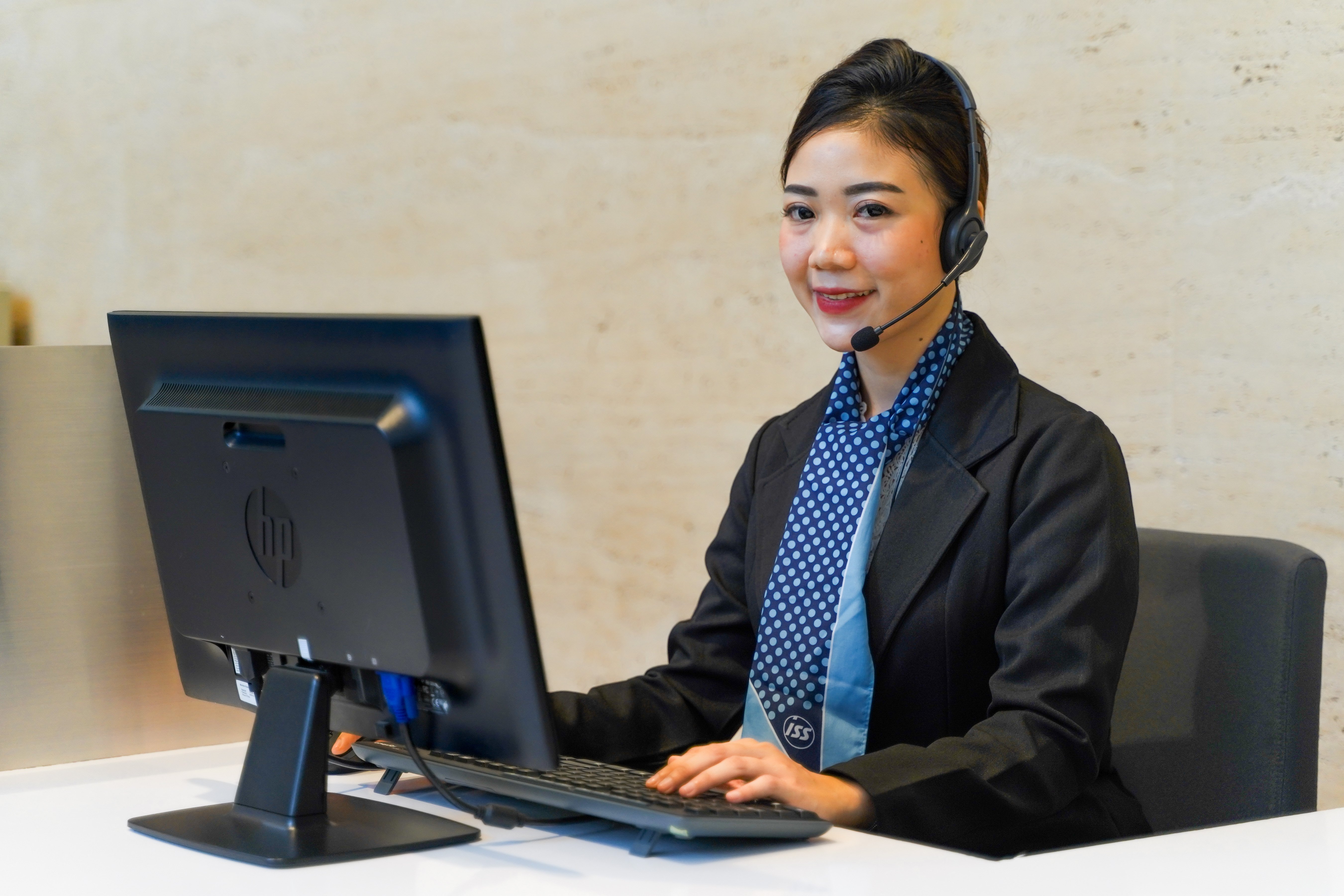 ISS ID Receptionist