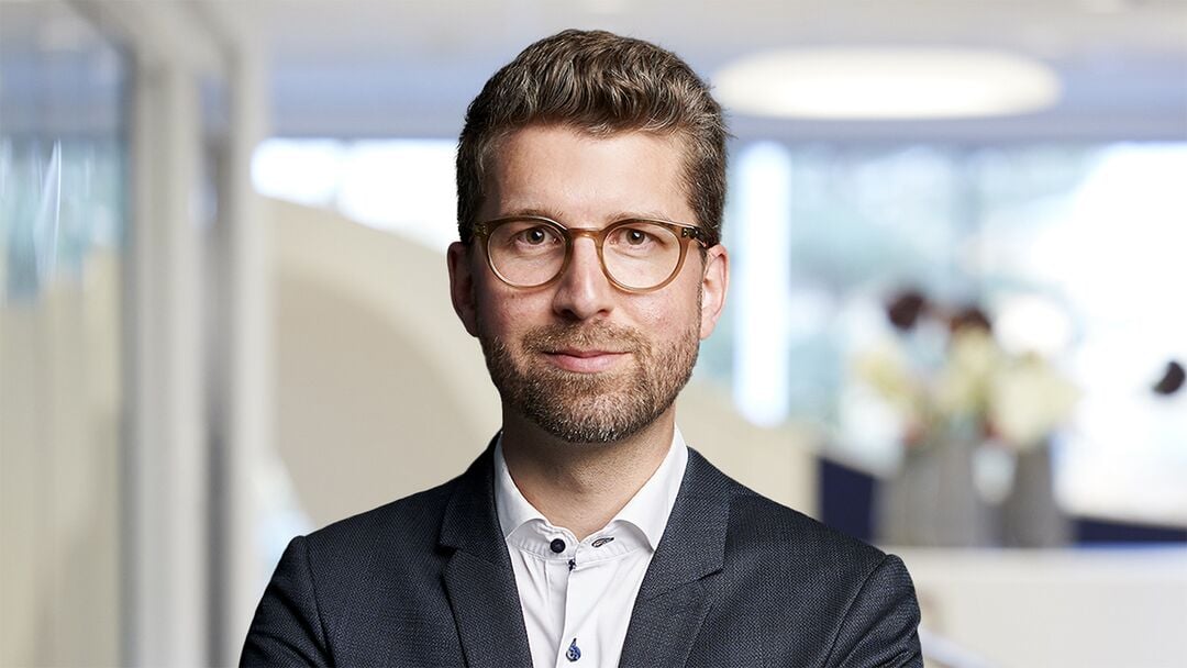 Web_Desktop-2024_Tempat_Kerja_Phil asli